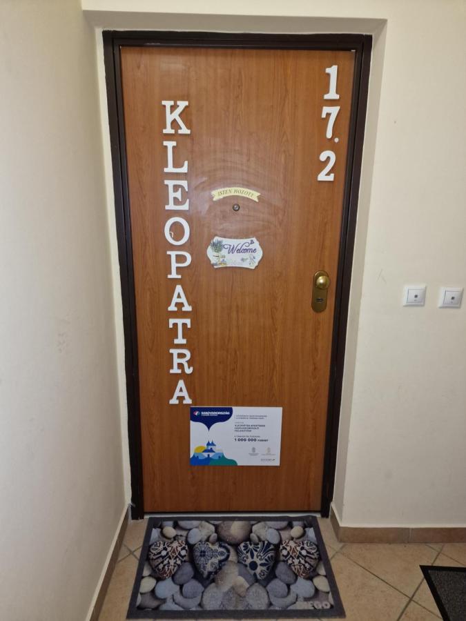 Kleopatra Apartman Hajdúszoboszló Extérieur photo
